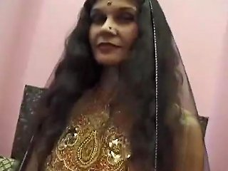 Indian Mature Whore Adaza Fucks Porn Videos